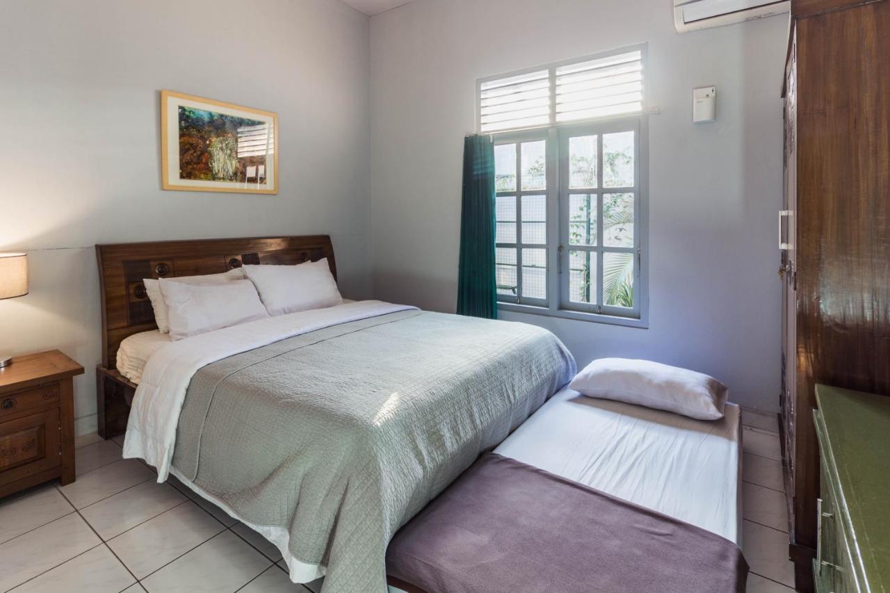 Apartamento Ndalem Sarengat Yogyakarta Exterior foto
