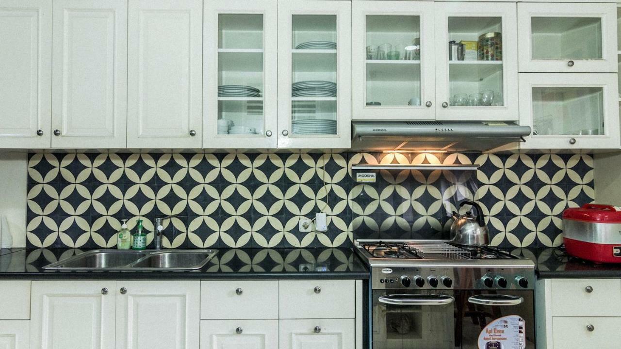 Apartamento Ndalem Sarengat Yogyakarta Exterior foto