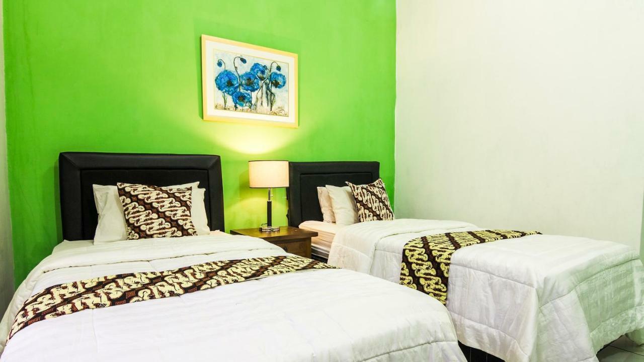 Apartamento Ndalem Sarengat Yogyakarta Exterior foto